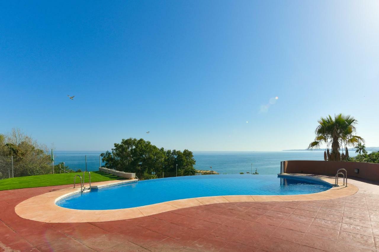 Bluebenalmadena 200Meters From The Beach With Jacuzzi And Rooftop Terrace (Adults Only) מראה חיצוני תמונה