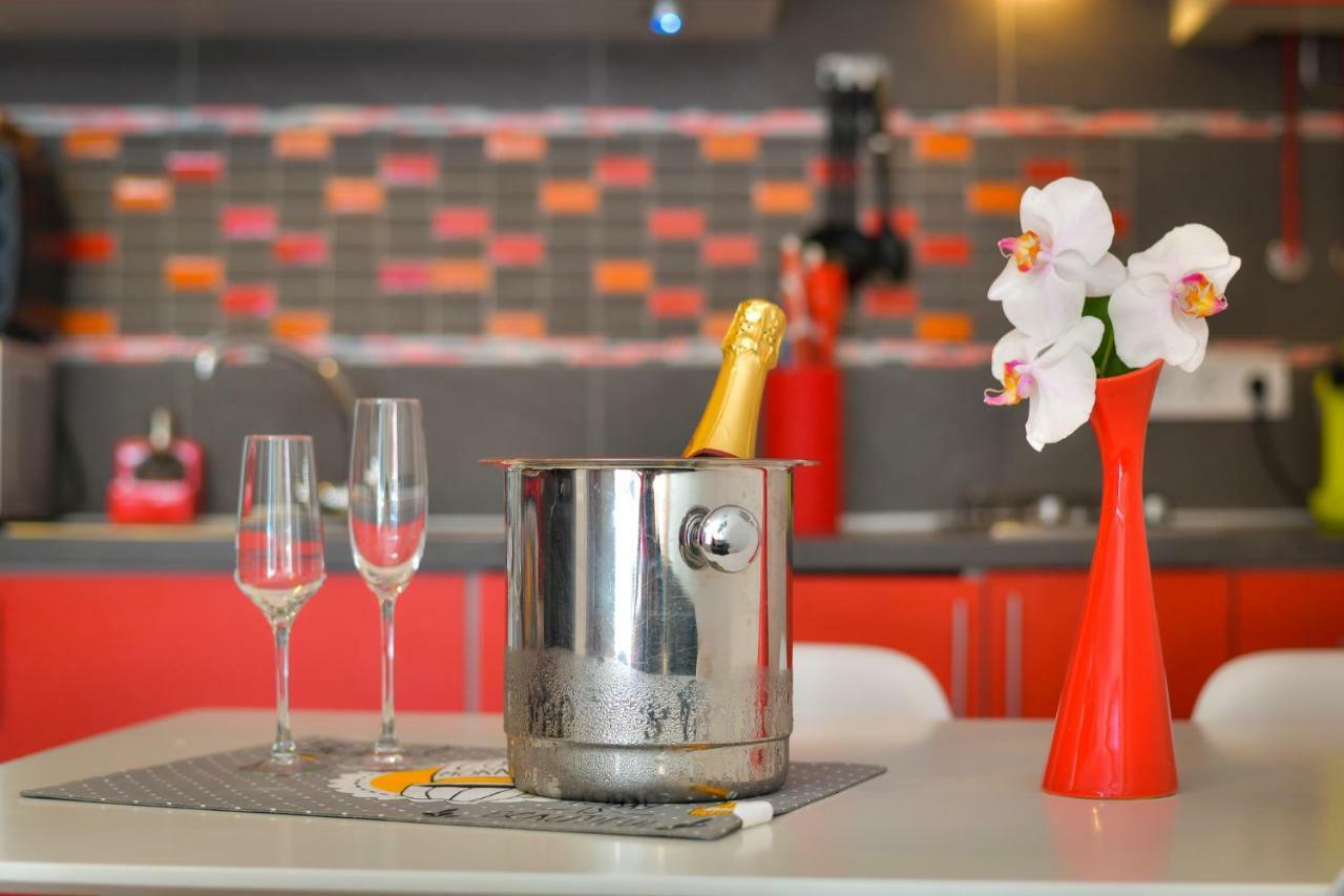 Bluebenalmadena 200Meters From The Beach With Jacuzzi And Rooftop Terrace (Adults Only) מראה חיצוני תמונה